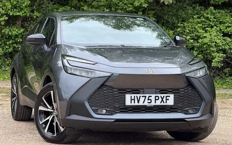 Usado Toyota C-HR Design 223 HP (164 kW) 2025 SUV