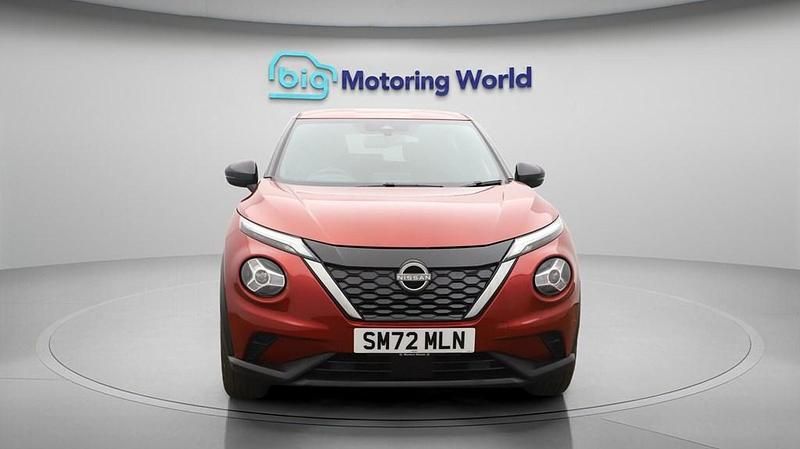 Used Nissan Juke N-Connecta 143 HP (105 kW) 2023 Red SUV