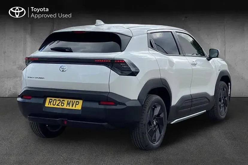 New Toyota Urban Cruiser Design 127 kW (174 HP) 2026 White SUV