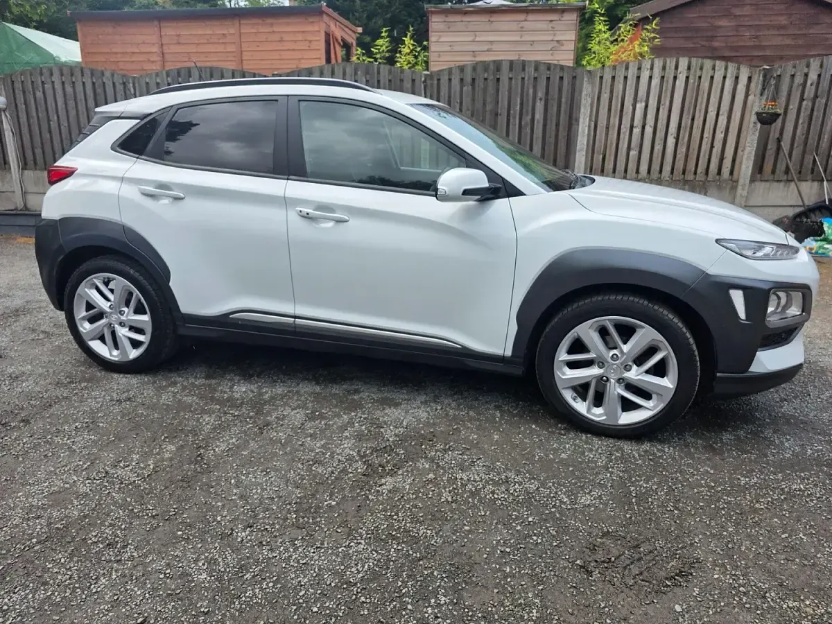 Used Hyundai Kona Premium SE 120 HP (88 kW) 2018 White SUV
