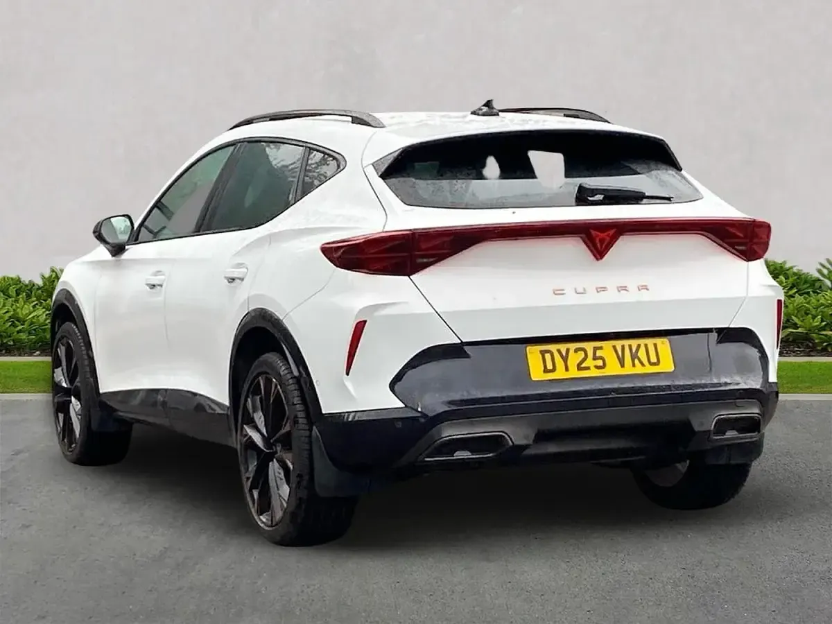Used Cupra Formentor 265 HP (194 kW) 2025 White SUV