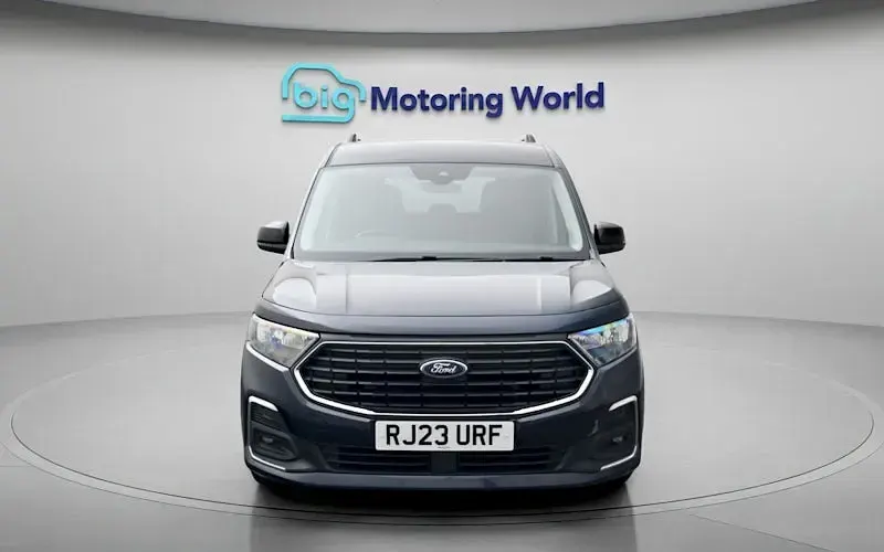 Used Ford Tourneo Titanium 122 HP (89 kW) 2024 Estate