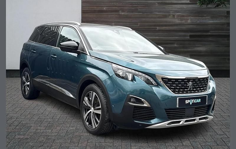 Used Peugeot 5008 GT-line 130 HP (95 kW) 2020 Green SUV