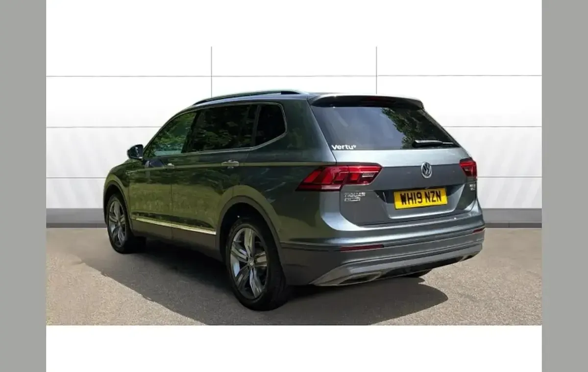 Used VW Tiguan Allspace Match 150 HP (110 kW) 2019 Grey SUV