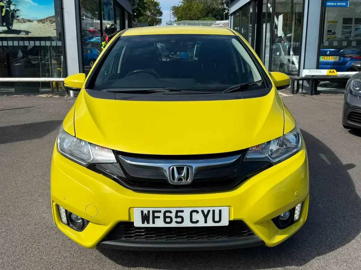 Used Honda Jazz EX 102 HP (75 kW) 2015 Yellow Hatchback