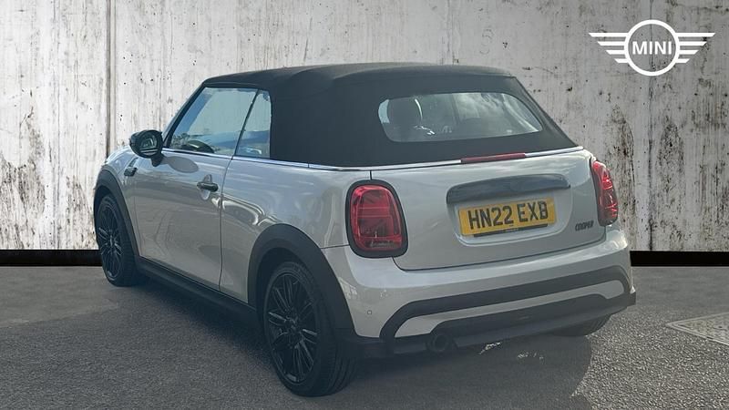 Used Mini Cooper Exclusive 136 HP (100 kW) 2022 White silver Hatchback