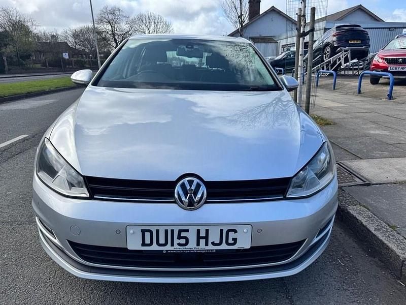 Used VW Golf VII Match 105 HP (77 kW) 2015 Silver Hatchback
