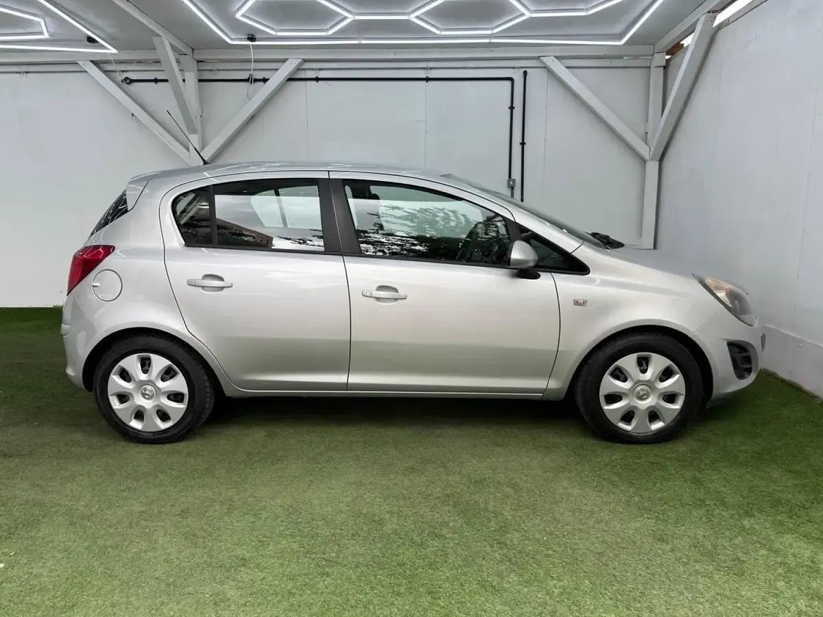 Used Vauxhall Corsa 2014 Silver Hatchback