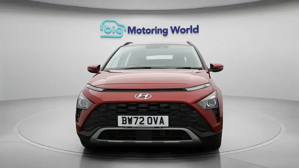 Begagnad Hyundai Bayon SE 100 HK (73 kW) 2023 Röd SUV