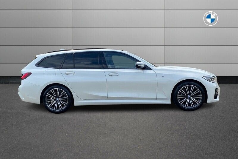 Used BMW 320 M Sport 192 HP (141 kW) 2021 Mineral white Estate