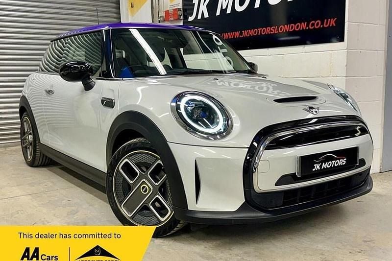 Begagnad Mini Cooper S Hatch 135 kW (184 HK) 2022 Halvkombi