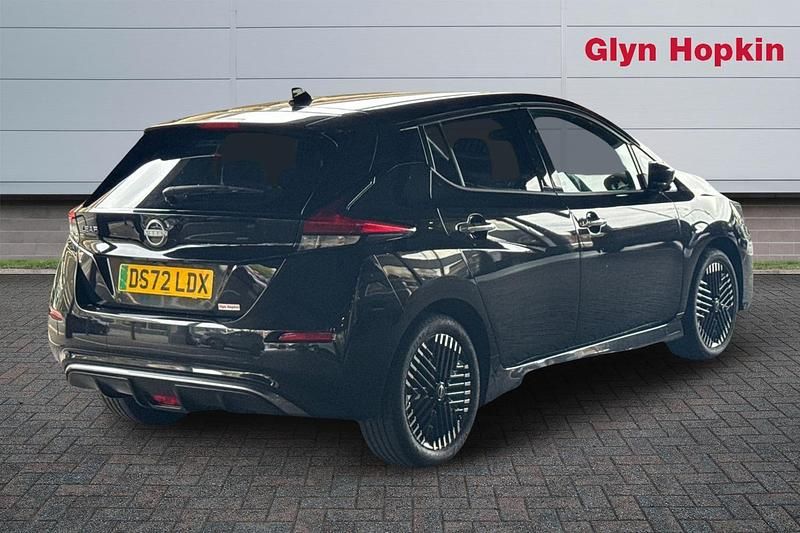 Used Nissan Leaf N-Connecta 110 kW (150 HP) 2022 Black Hatchback