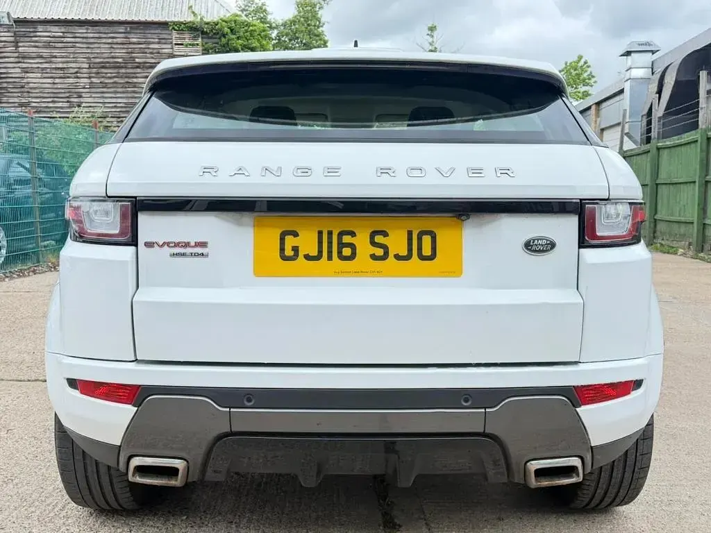 Used Land Rover Range Rover evoque HSE Dynamic 2016 White Coupe