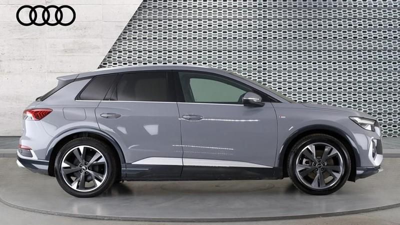 Used Audi Q4 e-tron S-Line 210 kW (286 HP) 2024 Grey SUV
