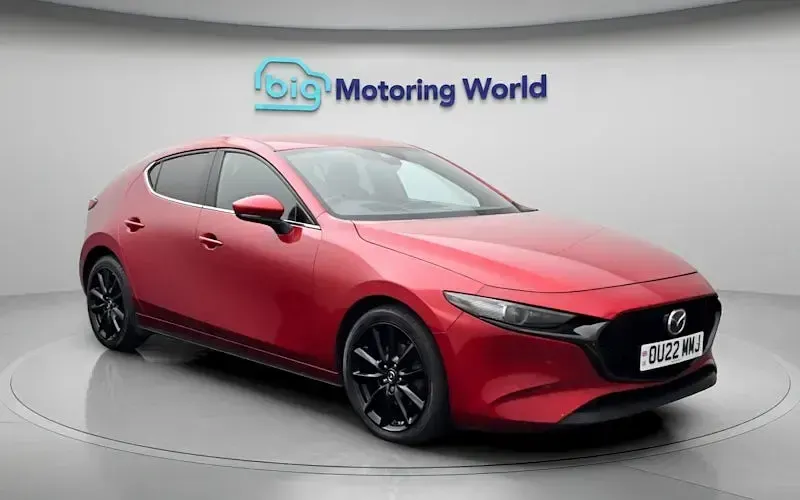 Used Mazda 3 Inclusive 122 HP (89 kW) 2022 Red Hatchback