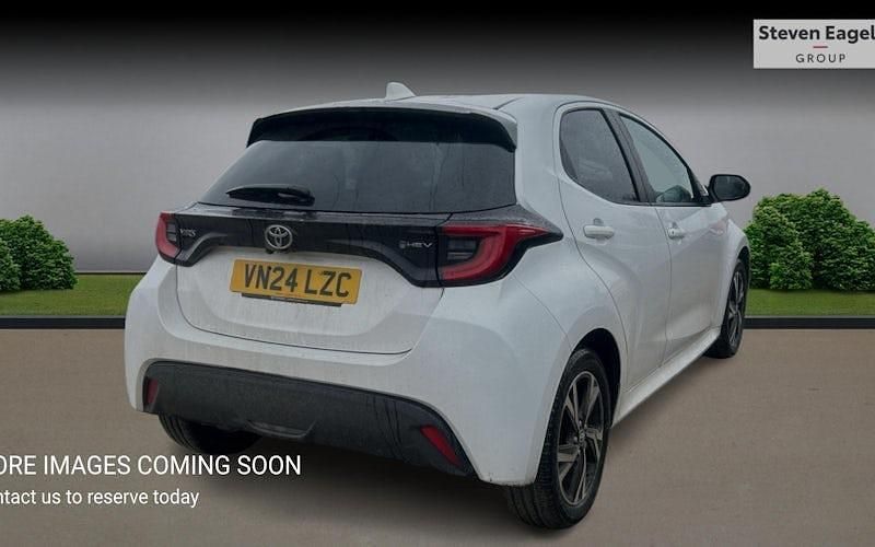 Used Toyota Yaris Hybrid Design 116 HP (85 kW) 2026 Hatchback