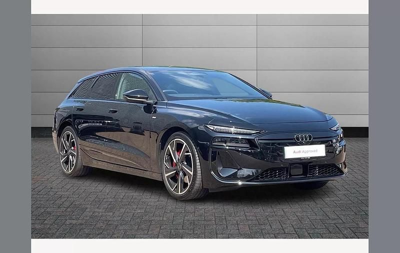 Black Used 2025 Audi e-tron Comfort SUV | £68,638 - Image 1/4