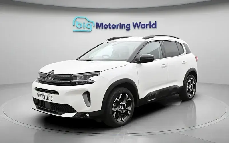 Used Citroën C5 PureTech 131 HP (96 kW) 2024 Hatchback