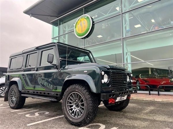 Green Used 2015 Land Rover Defender Landmark SUV | £65,995 - Image 1/1