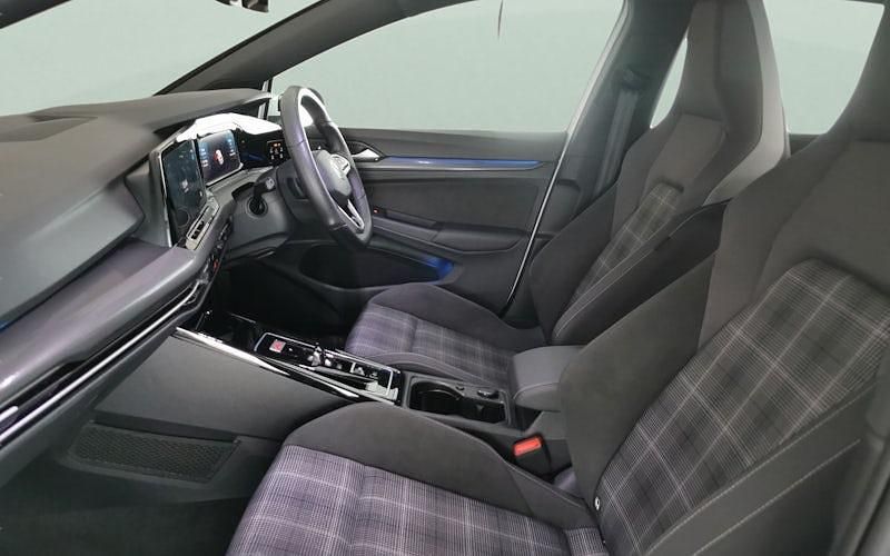 Used VW Golf VIII GTD 200 HP (147 kW) 2023 White Hatchback