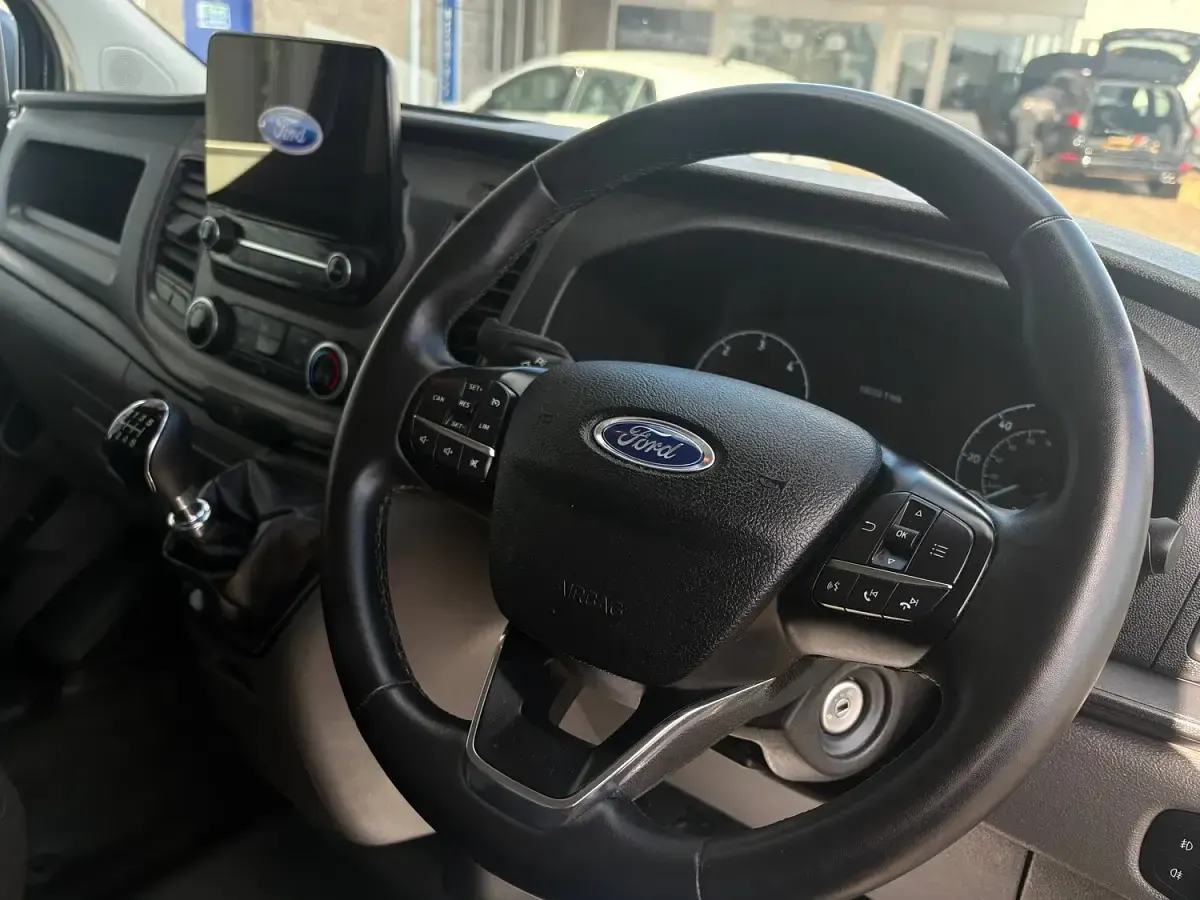 Used Ford Transit Custom Trend 130 HP (95 kW) 2024 Blue Van