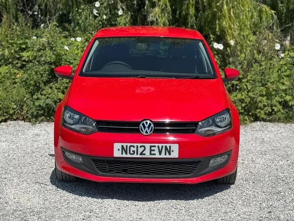 Begagnad VW Polo Match 75 HK (55 kW) 2012 Röd Halvkombi