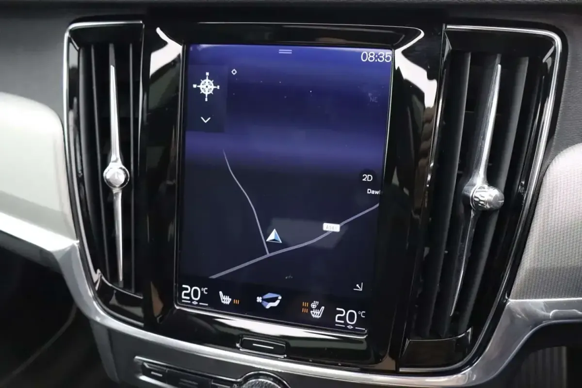 Usado Volvo V90 R-Design Pro 235 CV (172 kW) 2018 Plateado Familiar