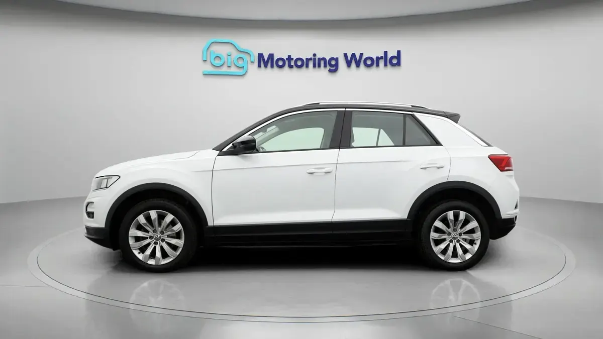 Used VW T-Roc SE 114 HP (83 kW) 2019 SUV