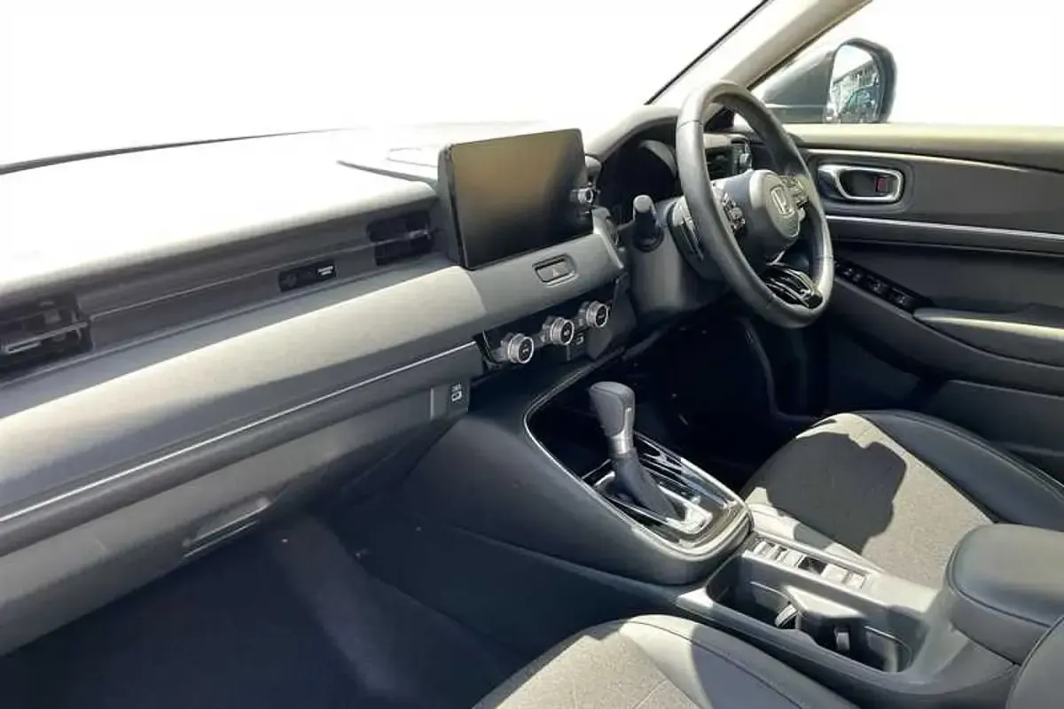 Used Honda HR-V Advance 131 HP (96 kW) 2023 Grey SUV
