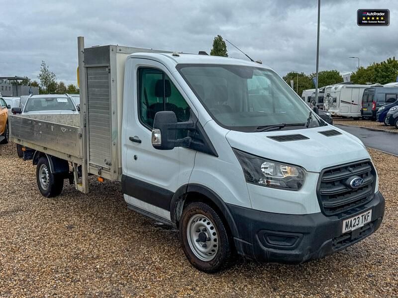 Begagnad Ford Transit Select 130 HK (95 kW) 2023 Vit Cab