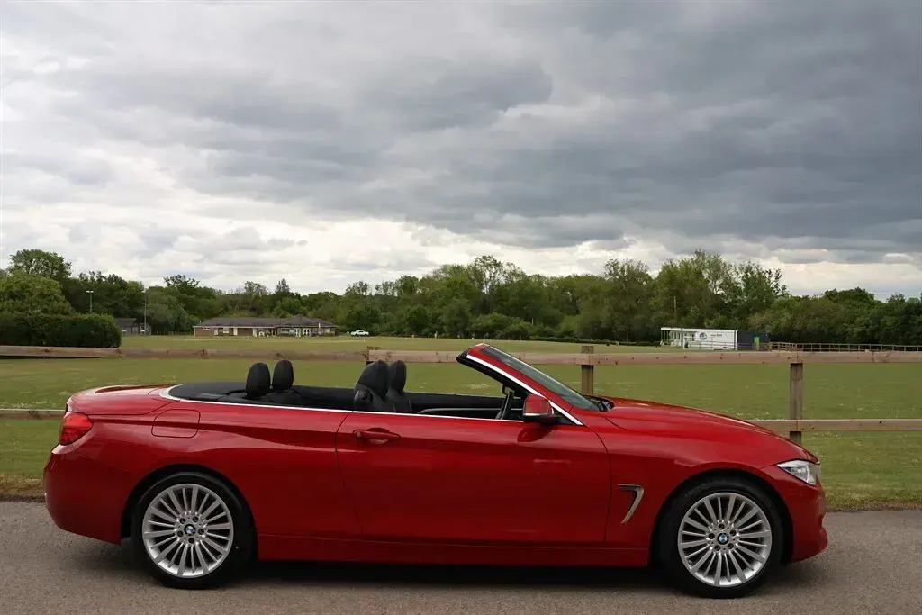 Used BMW 420 Luxury Line 2014 Red Cabriolet