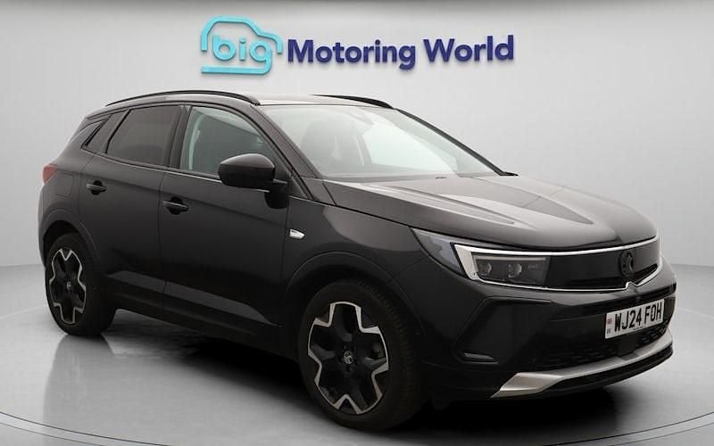 Black Used 2024 Vauxhall Grandland X Ultimate SUV | £17,300 (Good price) - Image 1/4