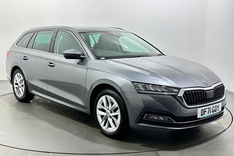 Used Skoda Octavia SE L 150 HP (110 kW) 2022 Grey Estate