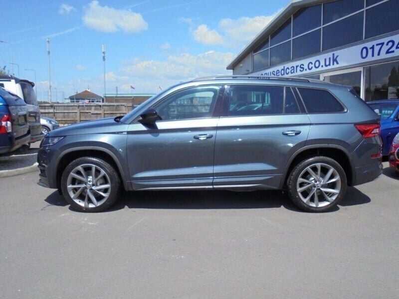 Grey Used 2020 Skoda Kodiaq SportLine SUV | £19,994 (Good price) - Image 1/4