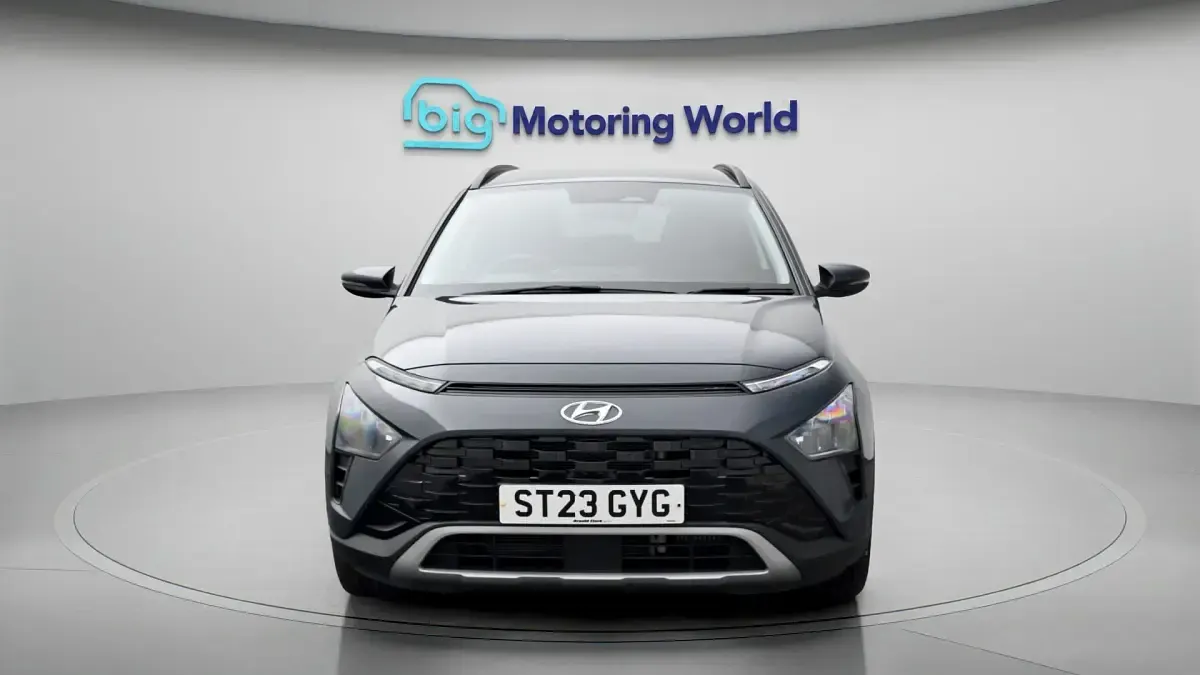 Used Hyundai Bayon Premium 101 HP (74 kW) 2023 Grey SUV