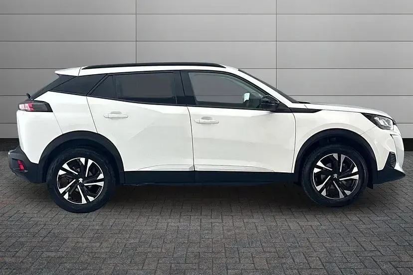 Used Peugeot 2008 Allure Premium 100 HP (73 kW) 2022 White SUV
