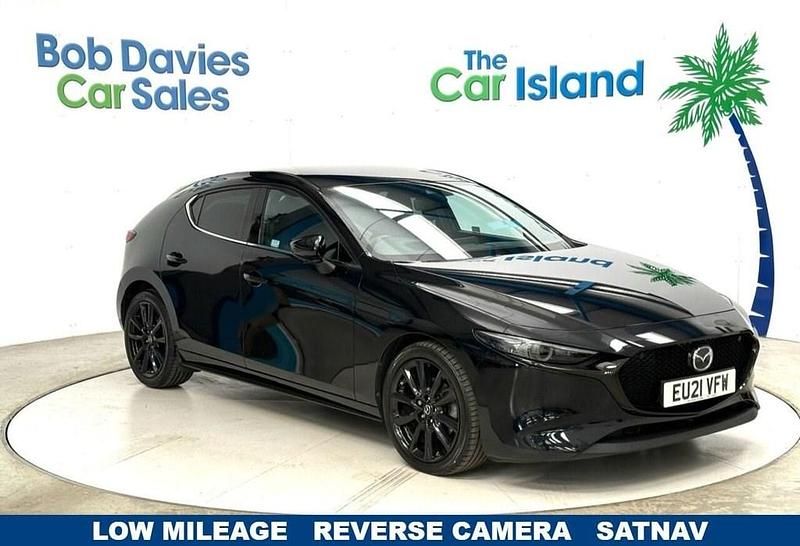 Begagnad Mazda 3 Inclusive 180 HK (132 kW) 2021 Svart Halvkombi