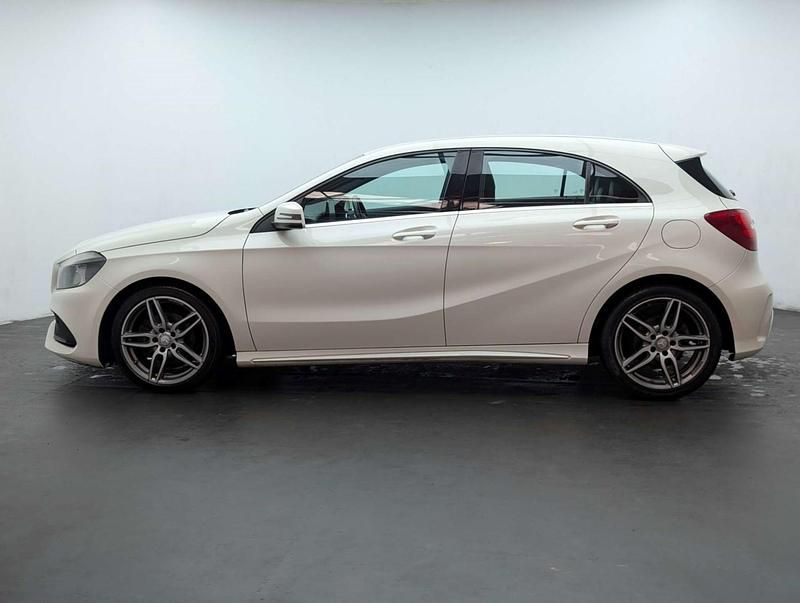 Used Mercedes A180 AMG line 2016 White Hatchback