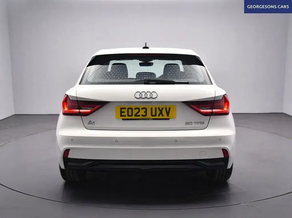 Used Audi A1 Sportback Sport 110 HP (80 kW) 2023 White Hatchback