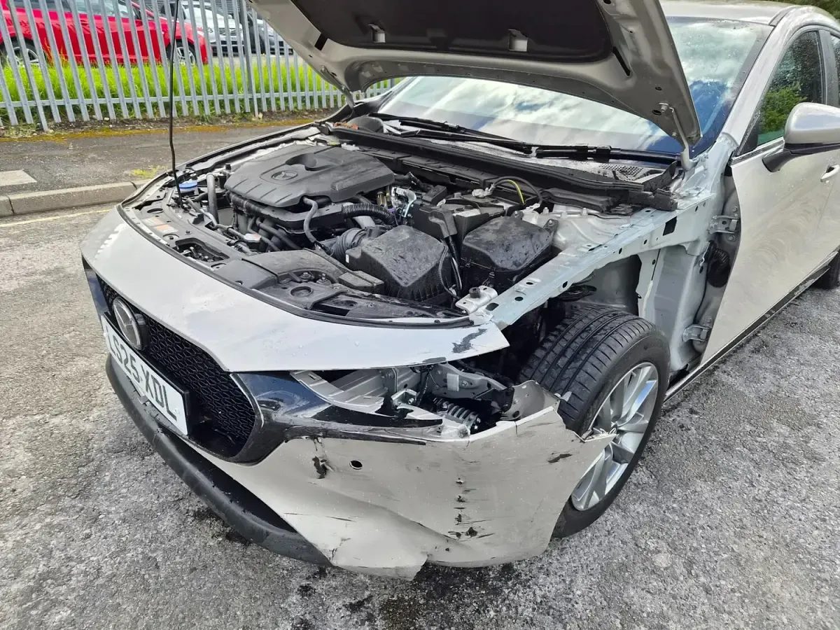 Used Mazda 3 Center-Line 2025 Silver Hatchback