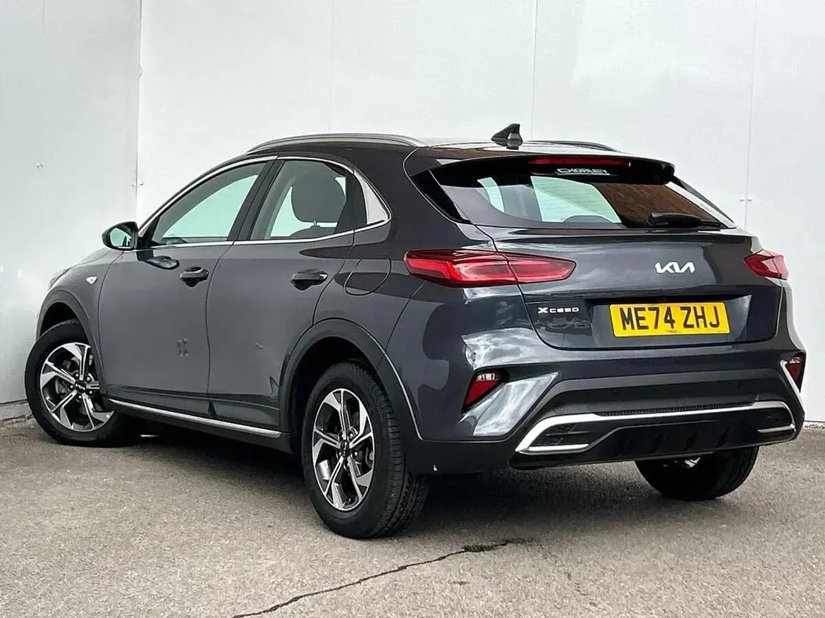 Usado Kia XCeed 2024 Cinzento SUV