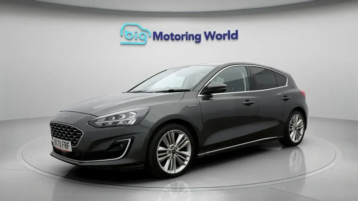 Used Ford Focus Vignale 120 HP (88 kW) 2020 Grey Hatchback