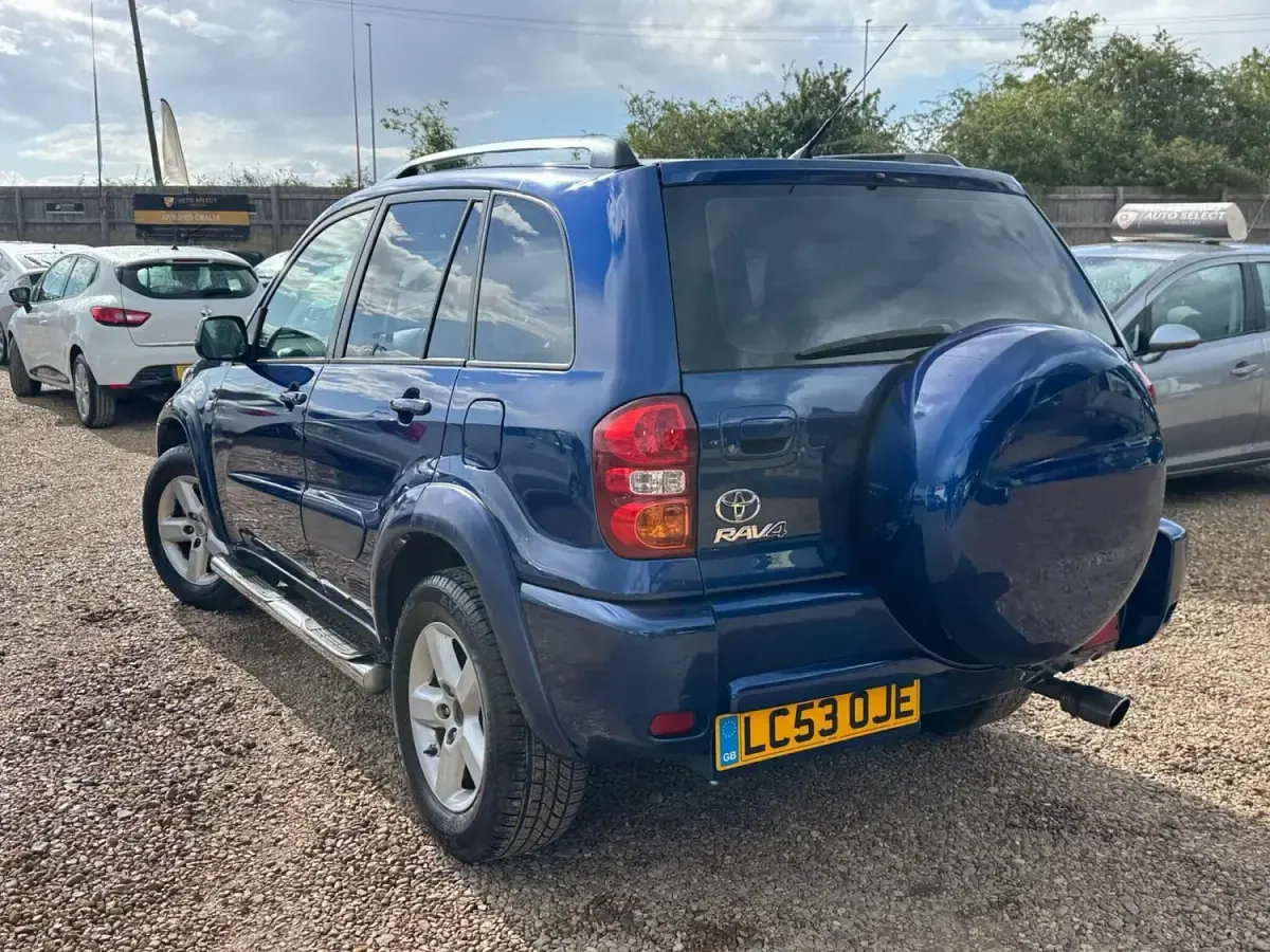 Used Toyota RAV4 2004 Blue SUV