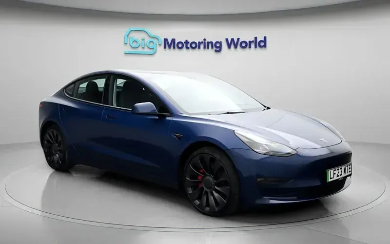 Used Tesla Model 3 Performance 461 kW (627 HP) 2023 Blue Sedan