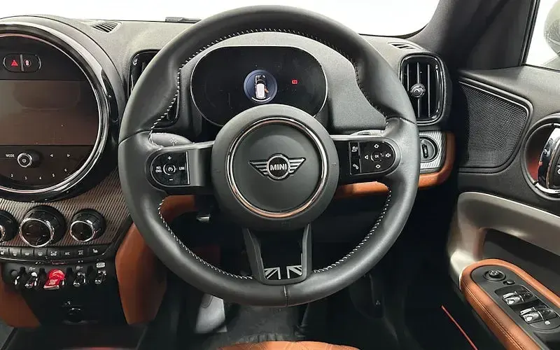 Used Mini Cooper Countryman Exclusive 136 HP (100 kW) 2022 Black SUV