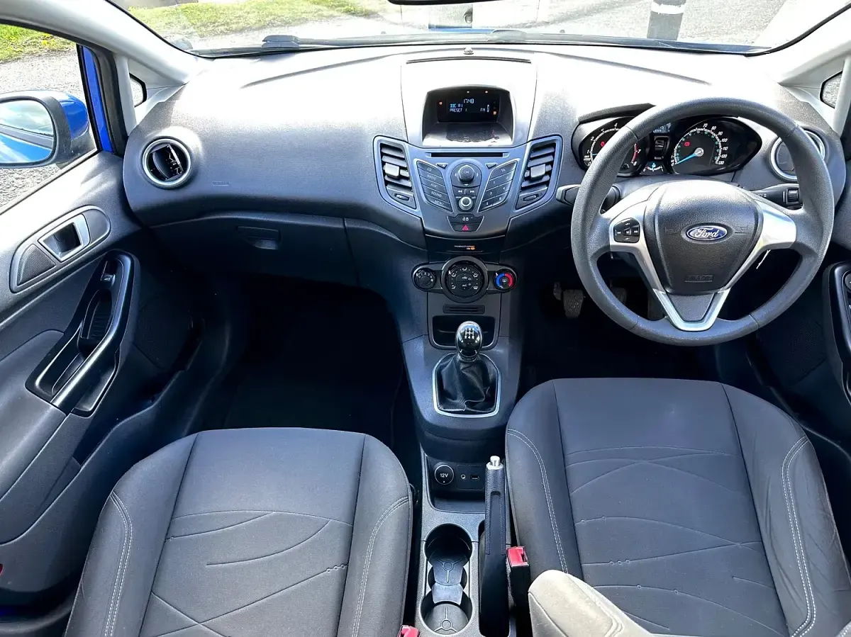 Used Ford Fiesta Style 82 HP (60 kW) 2013 Blue Hatchback