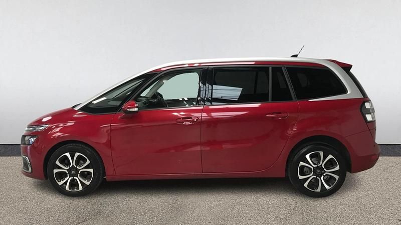 Used Citroën C4 SpaceTourer Flair 131 HP (96 kW) 2020 Red MPV