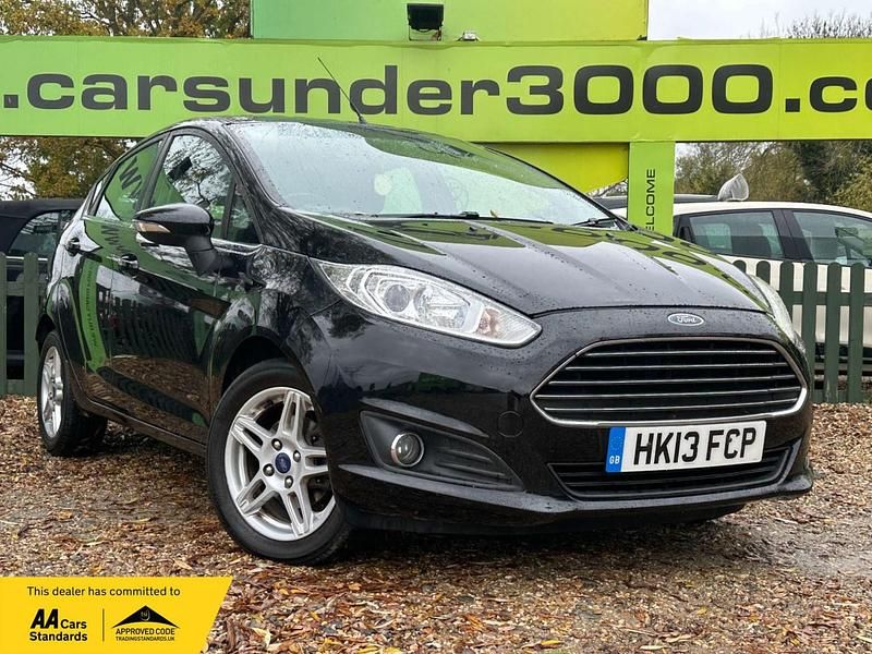 Black Used 2013 Ford Fiesta Zetec Hatchback | £4,975 (Fair price) - Image 1/3