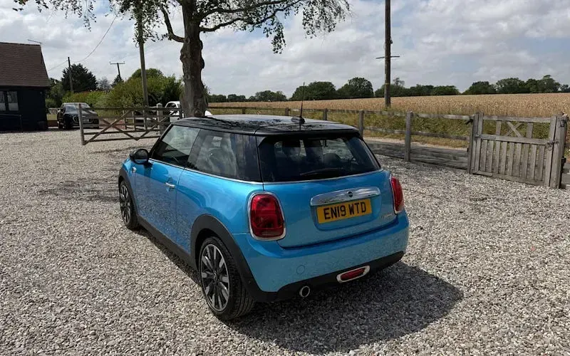Used Mini Cooper Exclusive 136 HP (100 kW) 2021 Hatchback