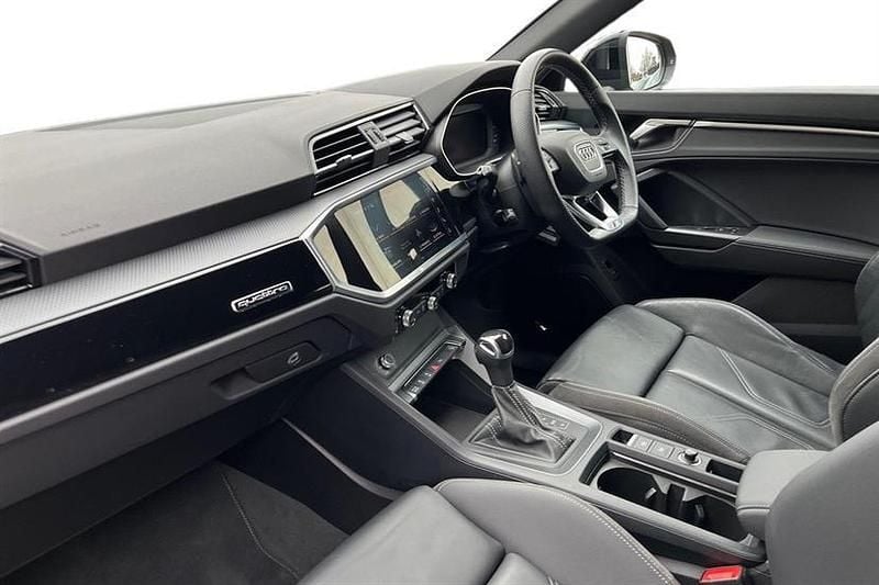 Used Audi Q3 Black Edition 190 HP (139 kW) 2022 Grey SUV